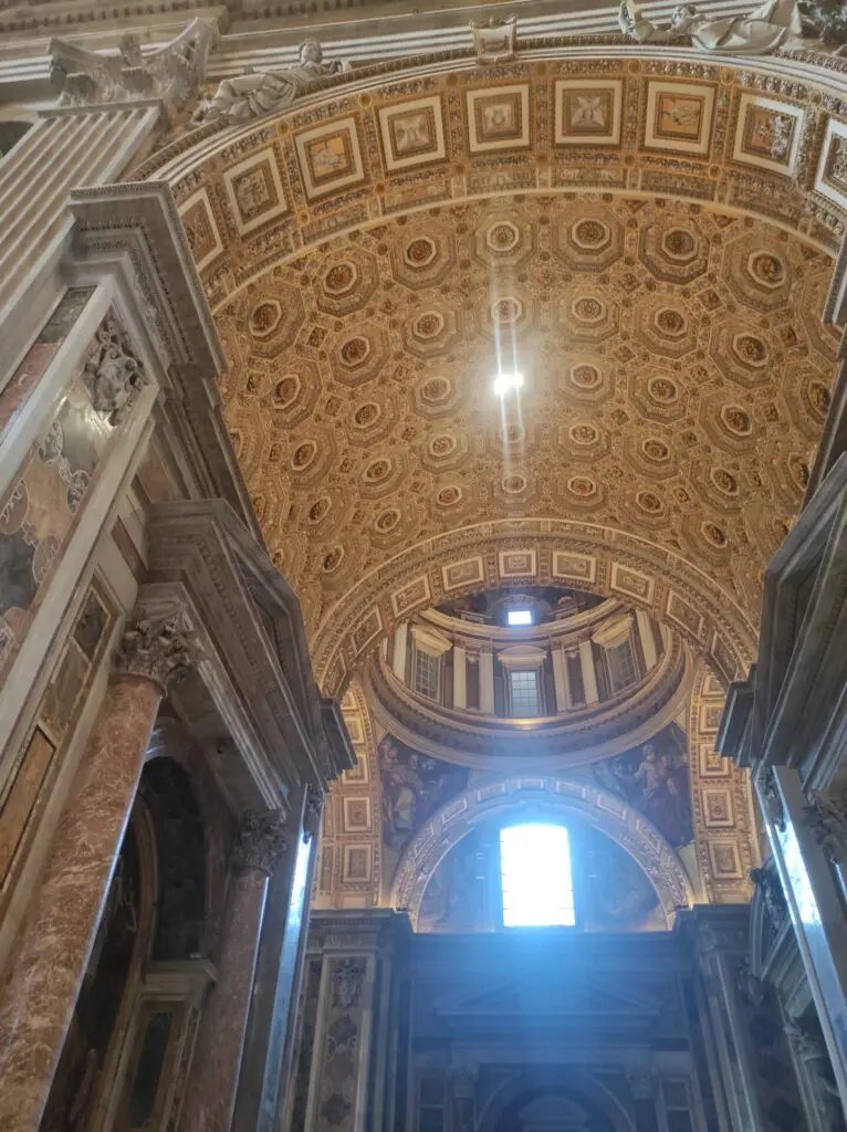 plafond-basilique st pierre