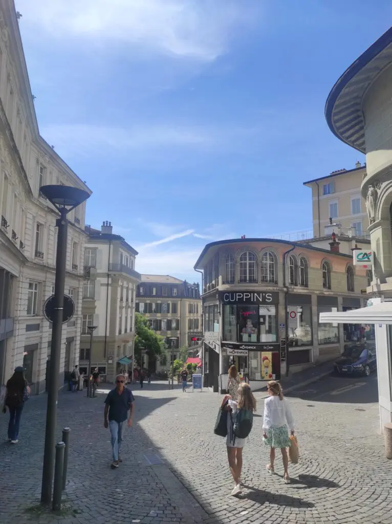 rue-lausanne-2